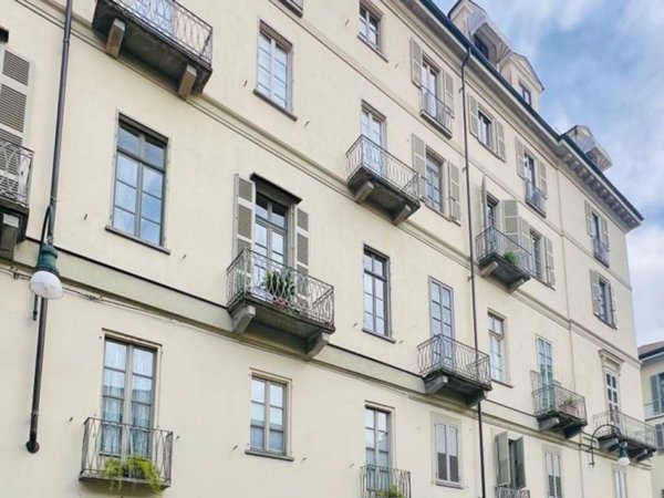 appartamento in vendita a Torino in zona Centro Storico