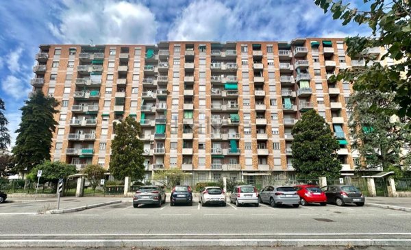 appartamento in vendita a Torino in zona Borgata Vittoria