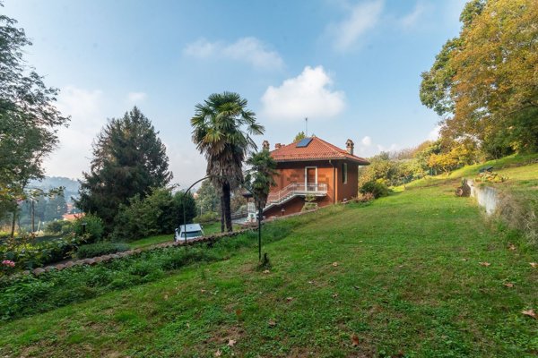 casa indipendente in vendita a Torino in zona Cavoretto