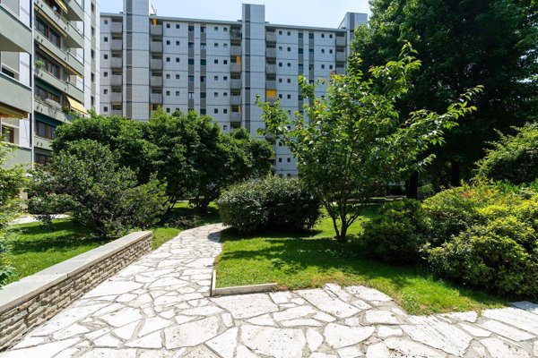 appartamento in vendita a Torino in zona Santa Rita