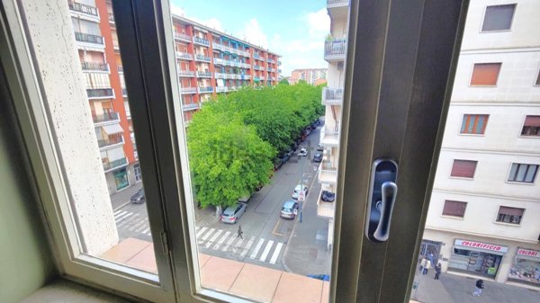 appartamento in vendita a Torino in zona Borgata Vittoria