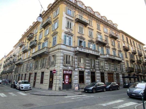 appartamento in vendita a Torino in zona San Salvario