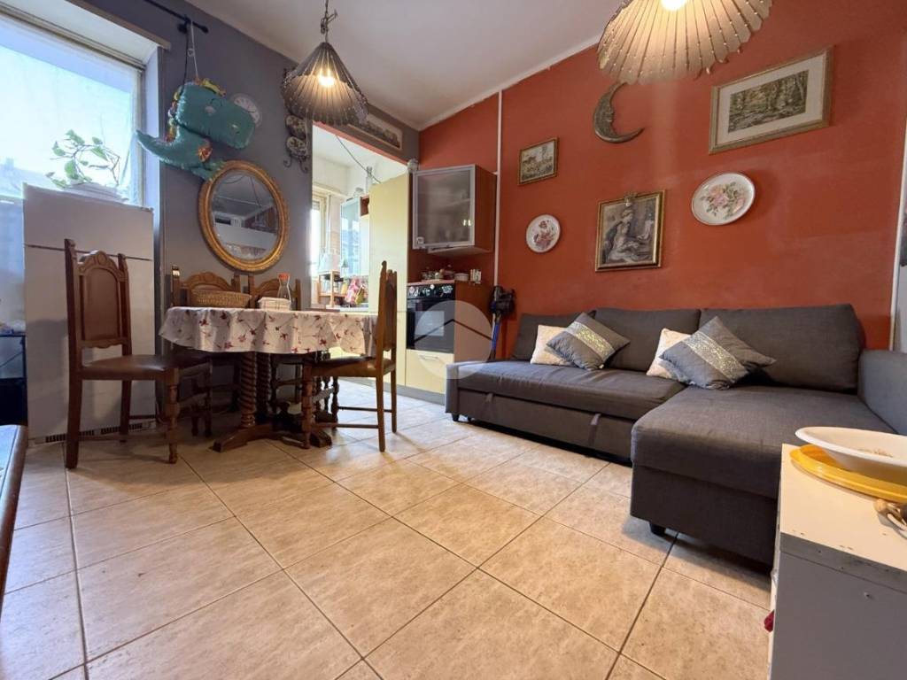 appartamento in vendita a Torino in zona Borgata Vittoria
