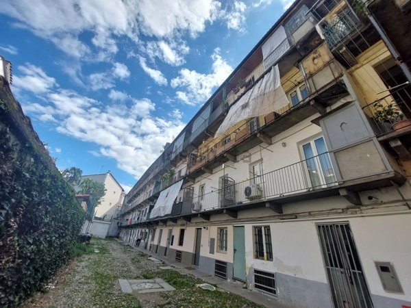 appartamento in vendita a Torino in zona Aurora