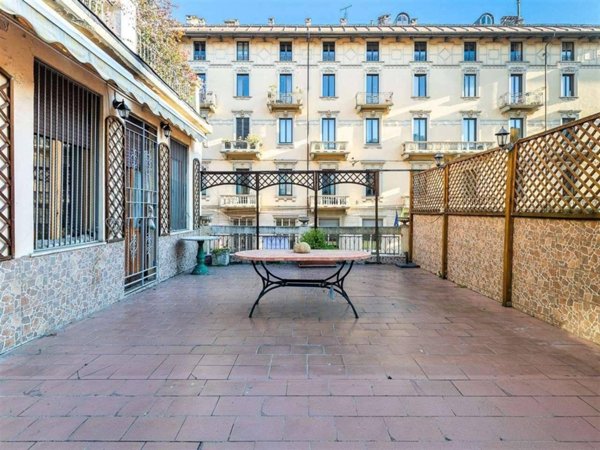 appartamento in vendita a Torino in zona San Salvario