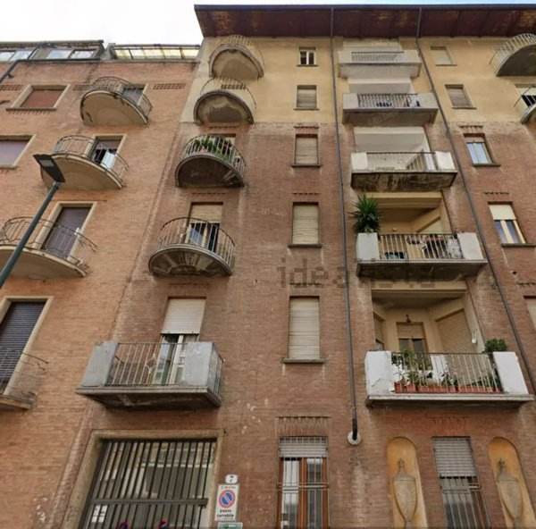 appartamento in vendita a Torino in zona Borgata Vittoria