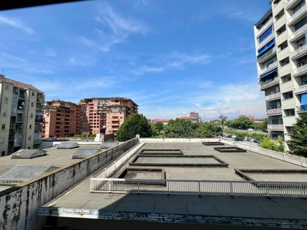 appartamento in vendita a Torino in zona San Salvario