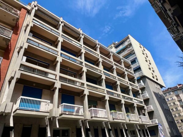 appartamento in vendita a Torino in zona San Salvario