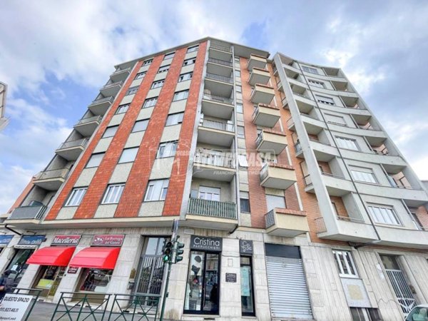appartamento in vendita a Torino in zona Madonna di Campagna