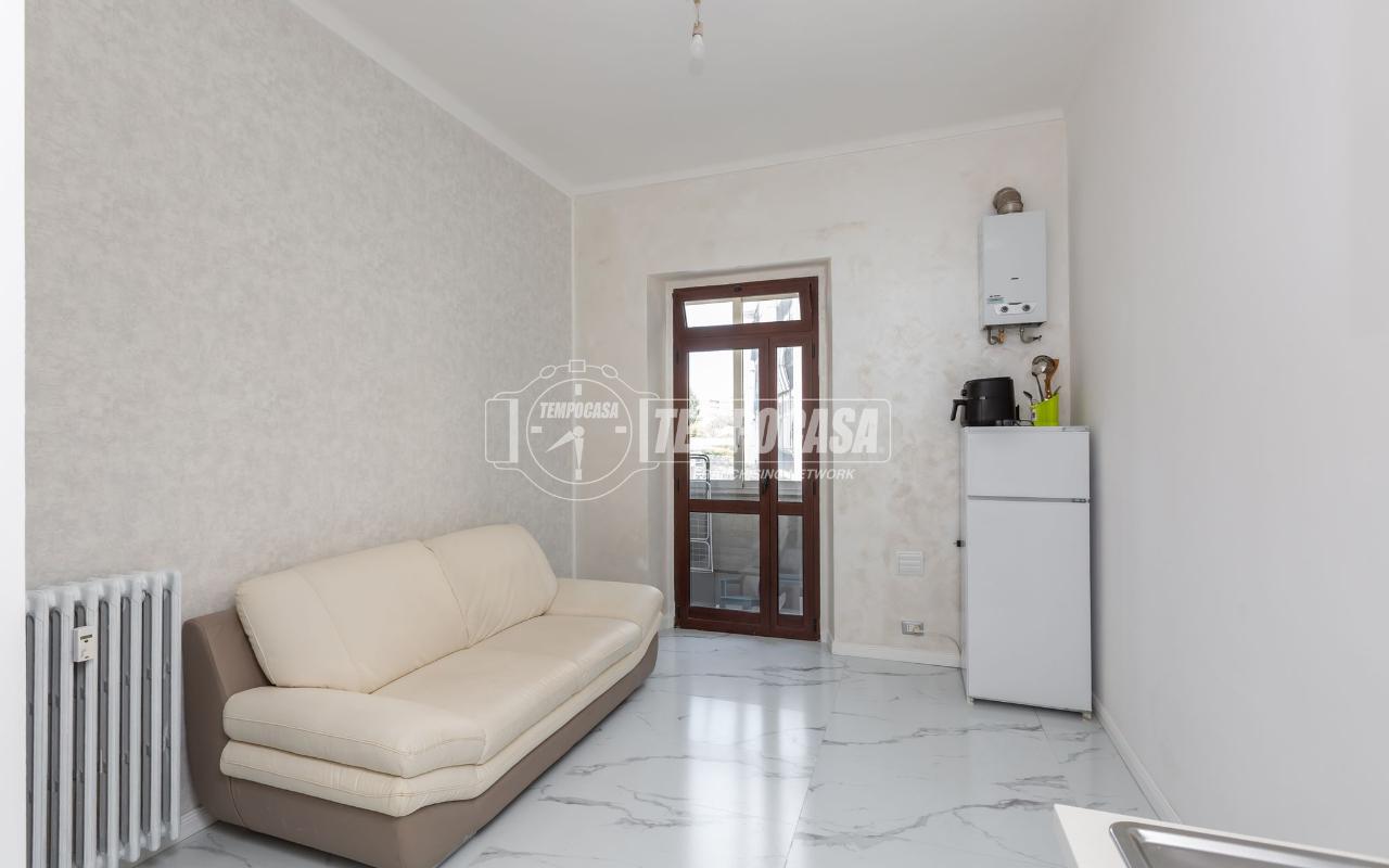 appartamento in vendita a Torino in zona Bertolla