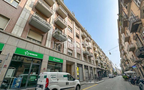 appartamento in vendita a Torino in zona Crocetta