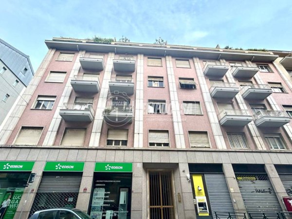 appartamento in vendita a Torino in zona Crocetta