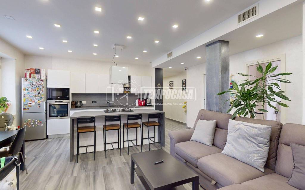 appartamento in vendita a Torino in zona Mirafiori Sud