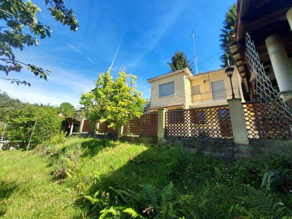 casa indipendente in vendita a Torino in zona Sassi