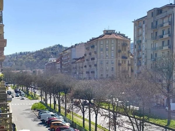 appartamento in vendita a Torino in zona Vanchiglia