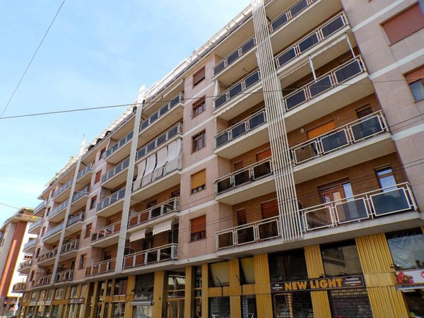 appartamento in vendita a Torino in zona Millefonti