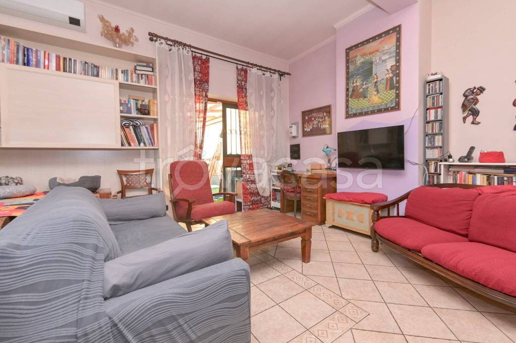 casa indipendente in vendita a Torino in zona Rebaudengo
