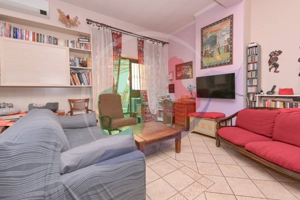 casa indipendente in vendita a Torino in zona Rebaudengo