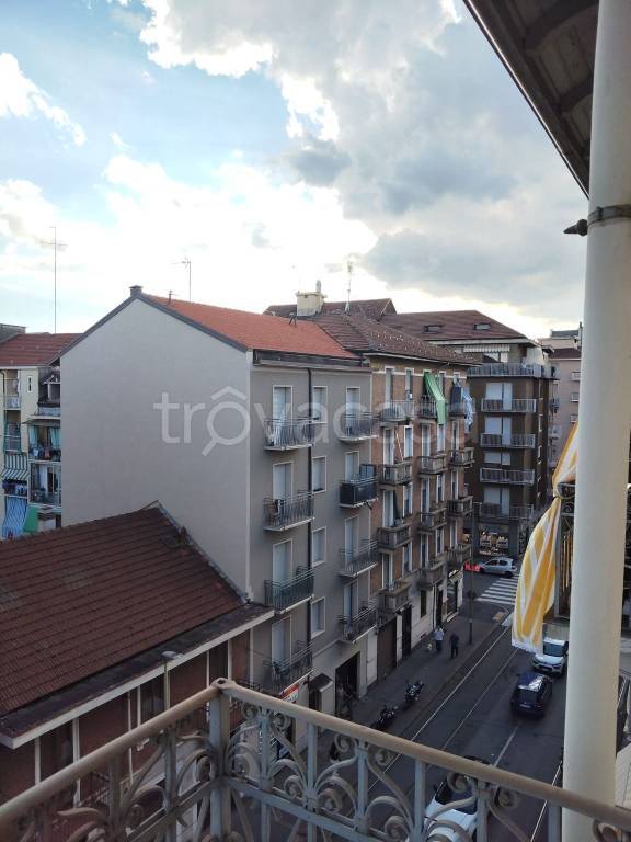 appartamento in vendita a Torino in zona Parella