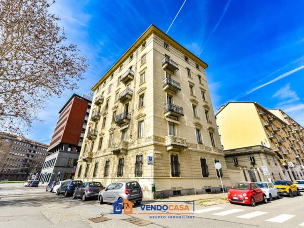 appartamento in vendita a Torino in zona Vanchiglia