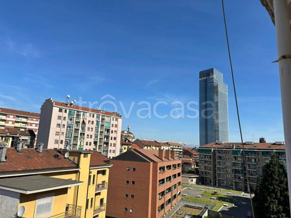 appartamento in vendita a Torino in zona Millefonti