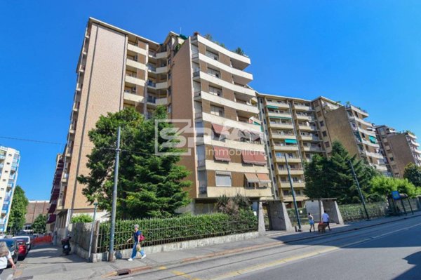 appartamento in vendita a Torino in zona Millefonti