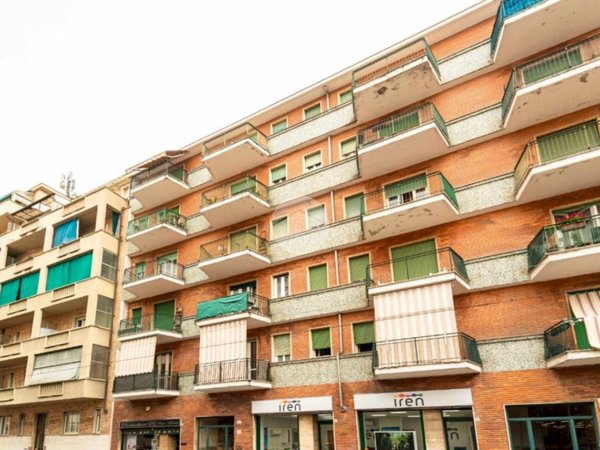 appartamento in vendita a Torino in zona Borgata Vittoria