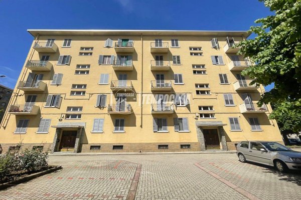 appartamento in vendita a Torino in zona Borgata Vittoria