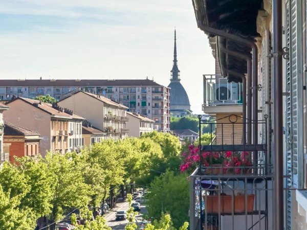 appartamento in vendita a Torino in zona Vanchiglia