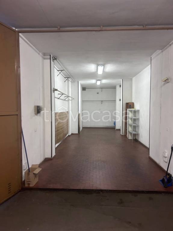 negozio in vendita a Torino in zona Vanchiglia