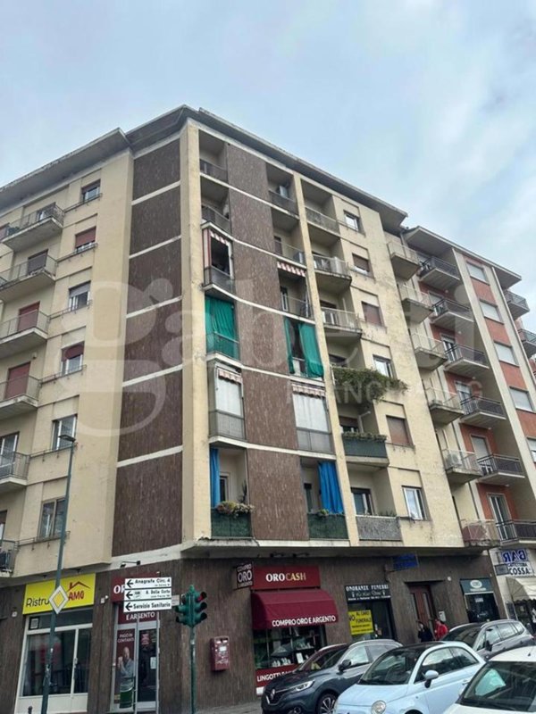 appartamento in vendita a Torino in zona Parella