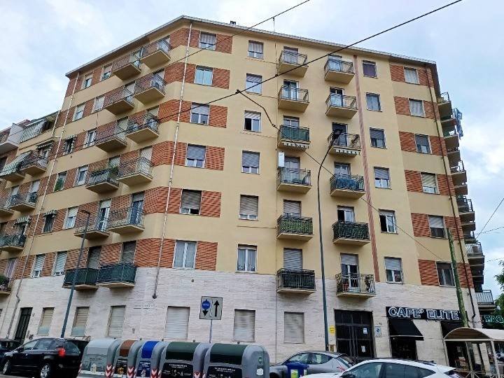 appartamento in vendita a Torino in zona Borgata Vittoria