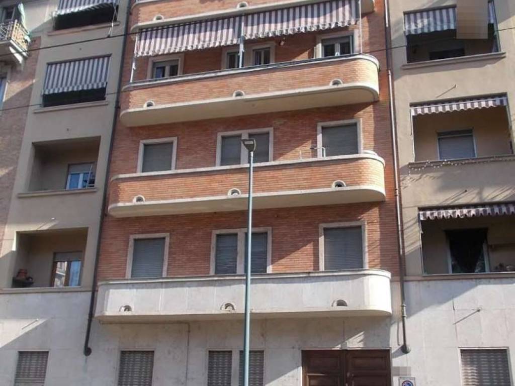 appartamento in vendita a Torino in zona Borgata Vittoria