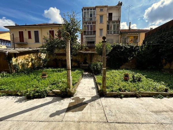 casa indipendente in vendita a Torino in zona Mirafiori Sud