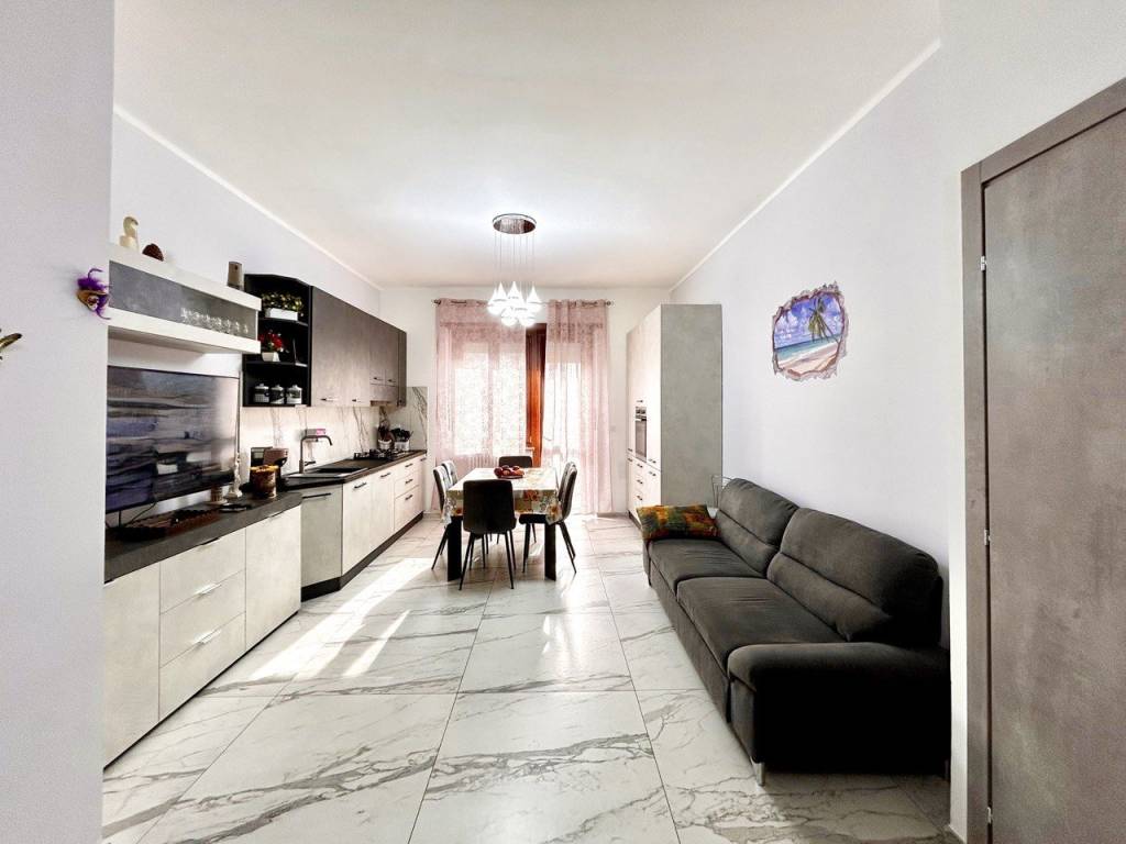 appartamento in vendita a Torino in zona Mirafiori Sud