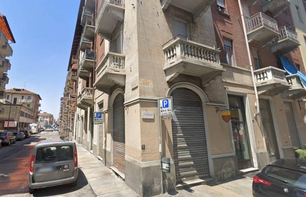 negozio in vendita a Torino in zona San Salvario