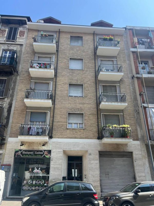intera palazzina in vendita a Torino