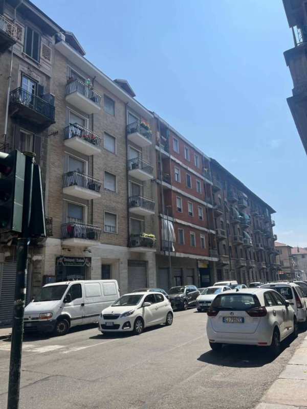 intera palazzina in vendita a Torino