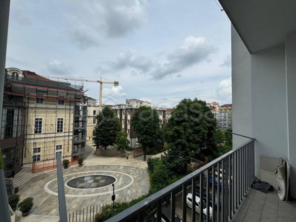 appartamento in vendita a Torino in zona Cit Turin
