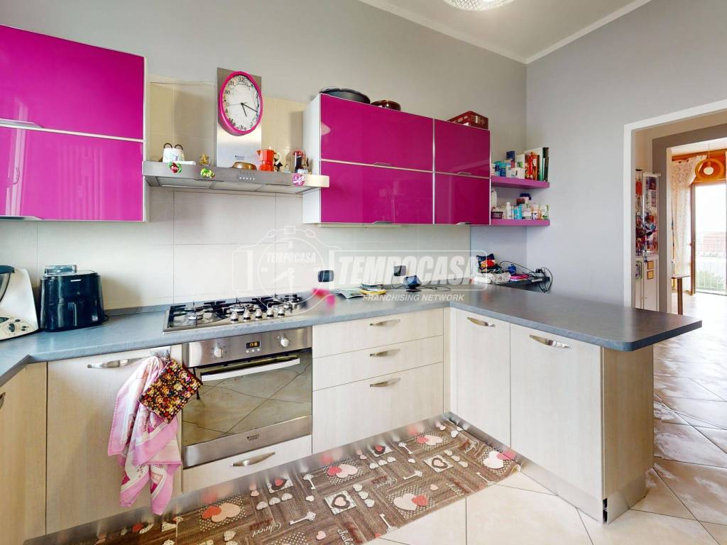 appartamento in vendita a Torino in zona Mirafiori Sud