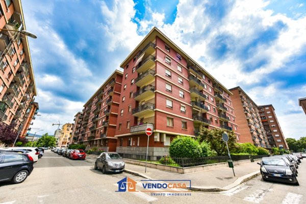 appartamento in vendita a Torino in zona Lingotto