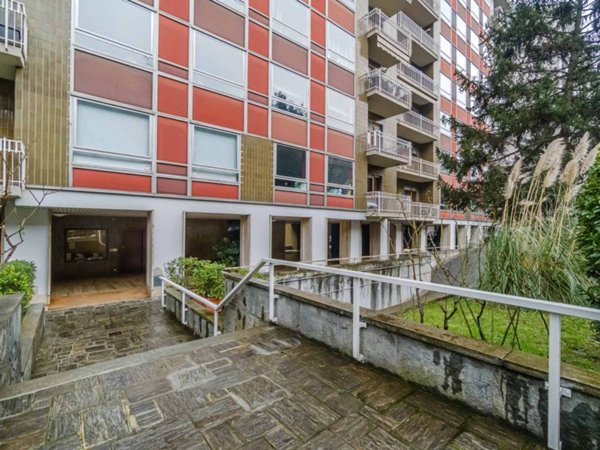 appartamento in vendita a Torino in zona Pozzo Strada