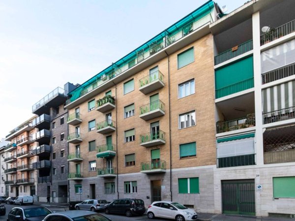 appartamento in vendita a Torino in zona Cenisia