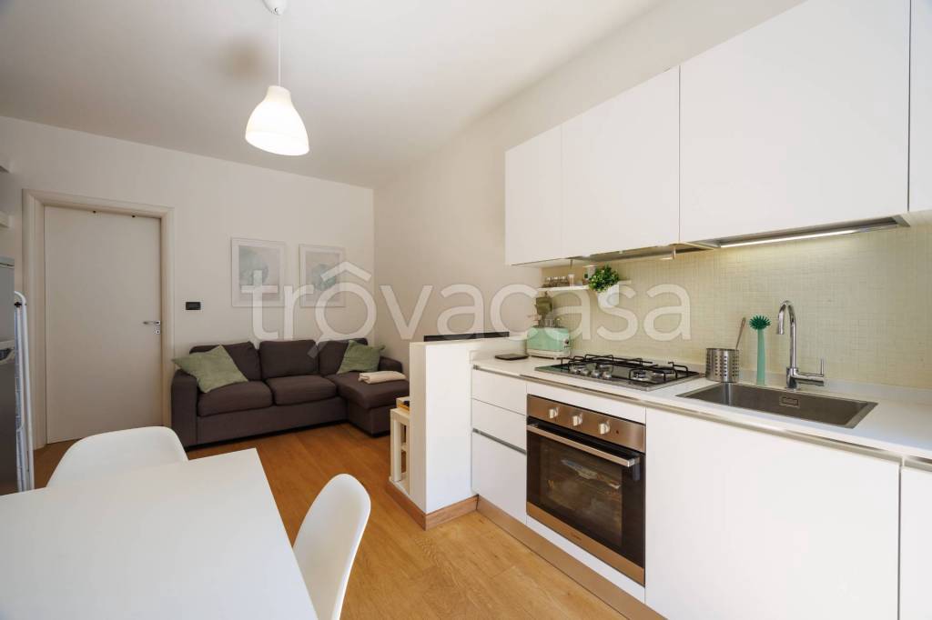appartamento in vendita a Torino in zona Cit Turin