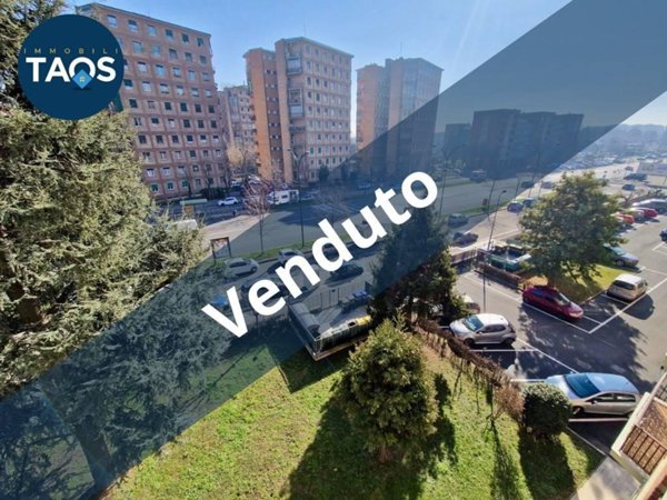 appartamento in vendita a Torino in zona Mirafiori Nord