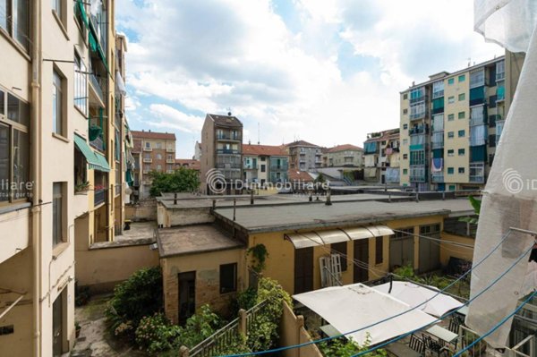 appartamento in vendita a Torino in zona Borgata Vittoria