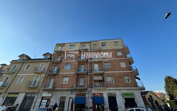 appartamento in vendita a Torino in zona Parella