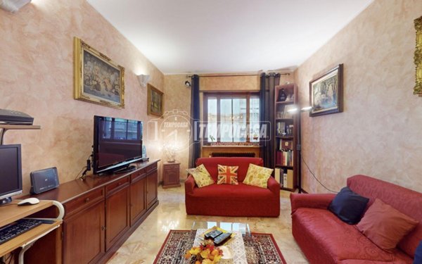 appartamento in vendita a Torino in zona Santa Rita