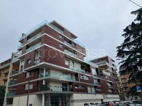 appartamento in vendita a Torino in zona Lingotto