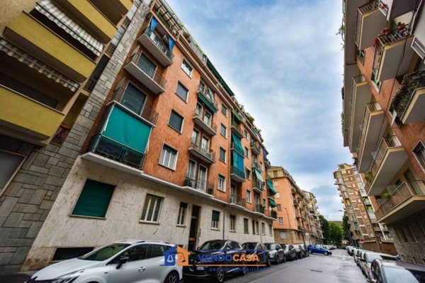 appartamento in vendita a Torino in zona Santa Rita